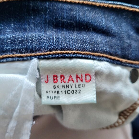 J Brand Skinny Leg Mid Rise Jeans in Pure Wash Size 24 - Picture 10 of 11